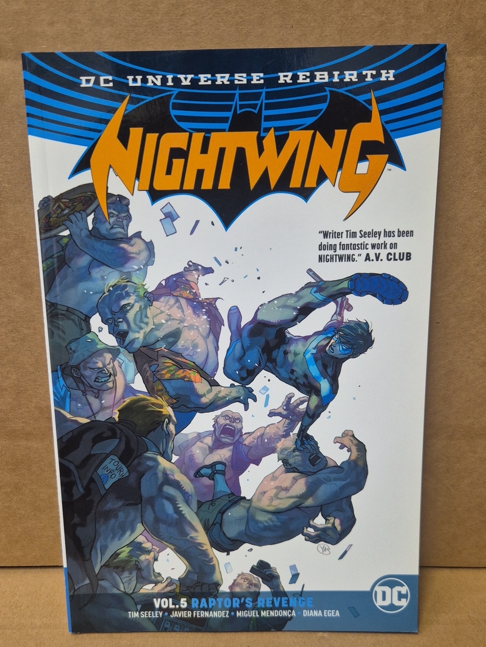 DC Universe Rebirth Nightwing Vol.5 Raptors Revenge